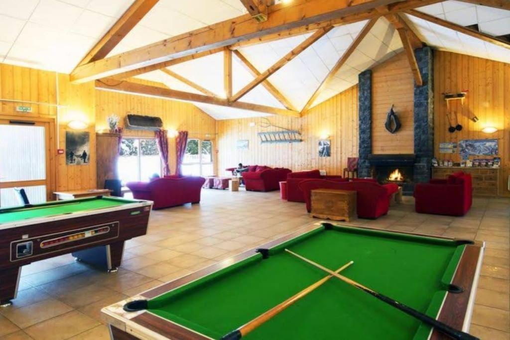 Bel Appartement En Residence Avec Piscines Samoëns Kültér fotó